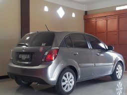 Jual Mobil Kia Pride Pride 1.4 2011 1