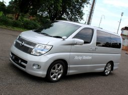 Jual Mobil Nissan Elgrand Highway Star 2008 2