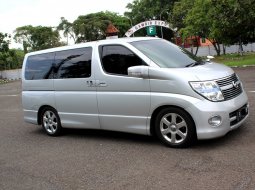 Jual Mobil Nissan Elgrand Highway Star 2008 3