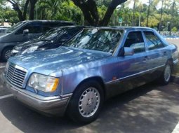 Mercedes-Benz 300E W124 1991 harga murah 8