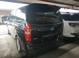 Jual mobil Hyundai H-1 Royale 2015 1