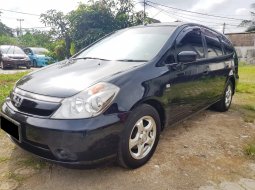 Jual Mobil Honda Stream 1.7 3 2007 1