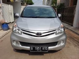 Jual Mobil Toyota Avanza E 2013  1