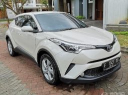 Jual Mobil Toyota C-HR 2018 2