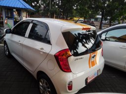 Jual Mobil Kia Picanto SE 2012 4