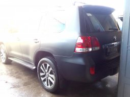 Jual Mobil Toyota Land Cruiser Sahara 2009 3