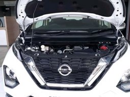 Jual Nissan Livina VL 2019 4
