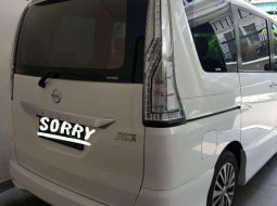 2018 Nissan Serena dijual 2