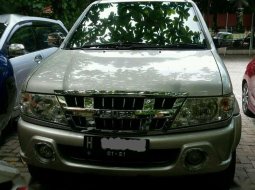Isuzu Panther GRAND TOURING 2012 Silver 8