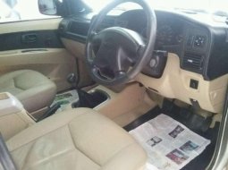 Isuzu Panther GRAND TOURING 2012 Silver 4
