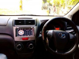 Toyota Veloz  2015 Biru 2