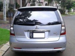 Mitsubishi Grandis 2011 terbaik 5