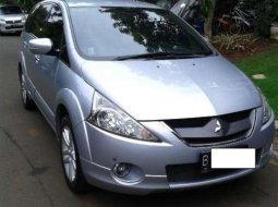 Mitsubishi Grandis 2011 terbaik 4