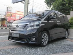 Jual Toyota Vellfire Z 2010 8