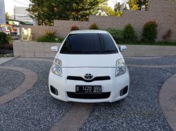 Jual Toyota Yaris J 2013 10