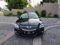 Jual Mobil Toyota Camry V 2007 9