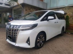 2018 Toyota Alphard dijual 3