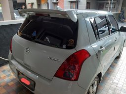 Jual Mobil Suzuki Swift ST 2011 2