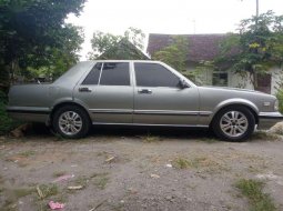 Nissan Cedric  1992 Silver 3