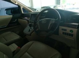 Jual Mobil Toyota Vellfire 2.4 NA 2010 4