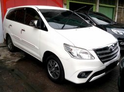 Jual Mobil Toyota Kijang Innova 2.5 G 2014 1