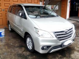 Jual Mobil Toyota Kijang Innova 2.5 G 2014 1