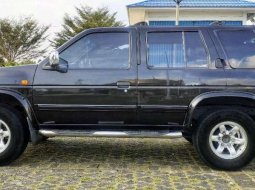 Nissan Terrano Spirit S1 2003 Hitam 4