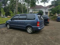 Hyundai Trajet  2002 Biru 3