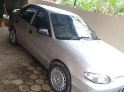 Hyundai Accent 2001 terbaik 1