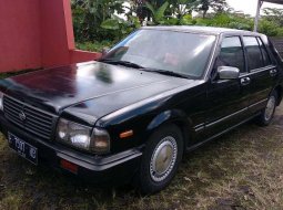 Nissan Cedric () 1997 kondisi terawat 7