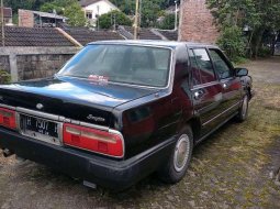 Nissan Cedric () 1997 kondisi terawat 1