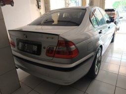 Jual BMW 3 Series 318i 2004 4