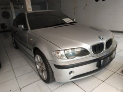 Jual BMW 3 Series 318i 2004 1