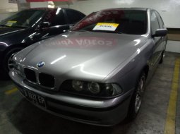 Jual mobil BMW 5 Series 528i 1997 2