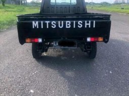 Mitsubishi L300 2012 terbaik 8