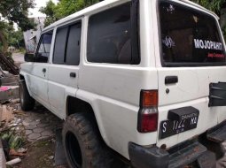 Daihatsu Taft Hiline 2.8 NA 1991 Putih 1