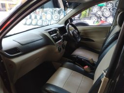 Jual mobil Daihatsu Xenia X 2015 5