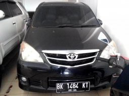 Jual Mobil Toyota Avanza G 2011 2