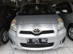 Jual Mobil Toyota Yaris E 2012 1