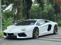 Lamborghini Aventador  2018 Putih 4