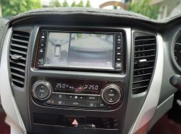 Mitsubishi Pajero Sport 2.5L Dakar 2016 harga murah 7