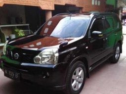 Nissan X-Trail 2 2008 Hitam 4