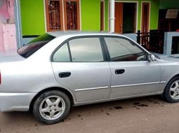 Hyundai Accent  2003 Silver 8