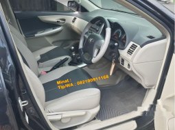 Jual Toyota Corolla Altis E 2011  2