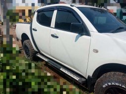 Mitsubishi Triton  2012 Putih 5