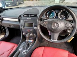 Mercedes-Benz SLK 2008 terbaik 5