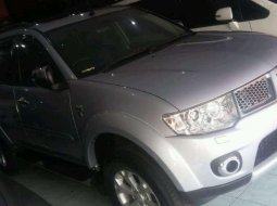 2011 Mitsubishi Pajero dijual 2