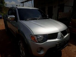 Mitsubishi Triton () 2007 kondisi terawat 6