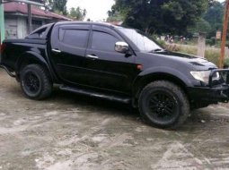 Mitsubishi Triton 2008 terbaik 8