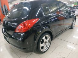 Jual Nissan Latio 1.8 2007 4